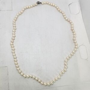Hand Knotted 5 mm Luster Freshwater Pearl Necklace 18" Sterling Silver Clasp Vtg